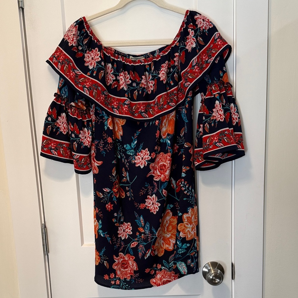 Flying Tomato Women's Floral Off-Shoulder mini dress - size small